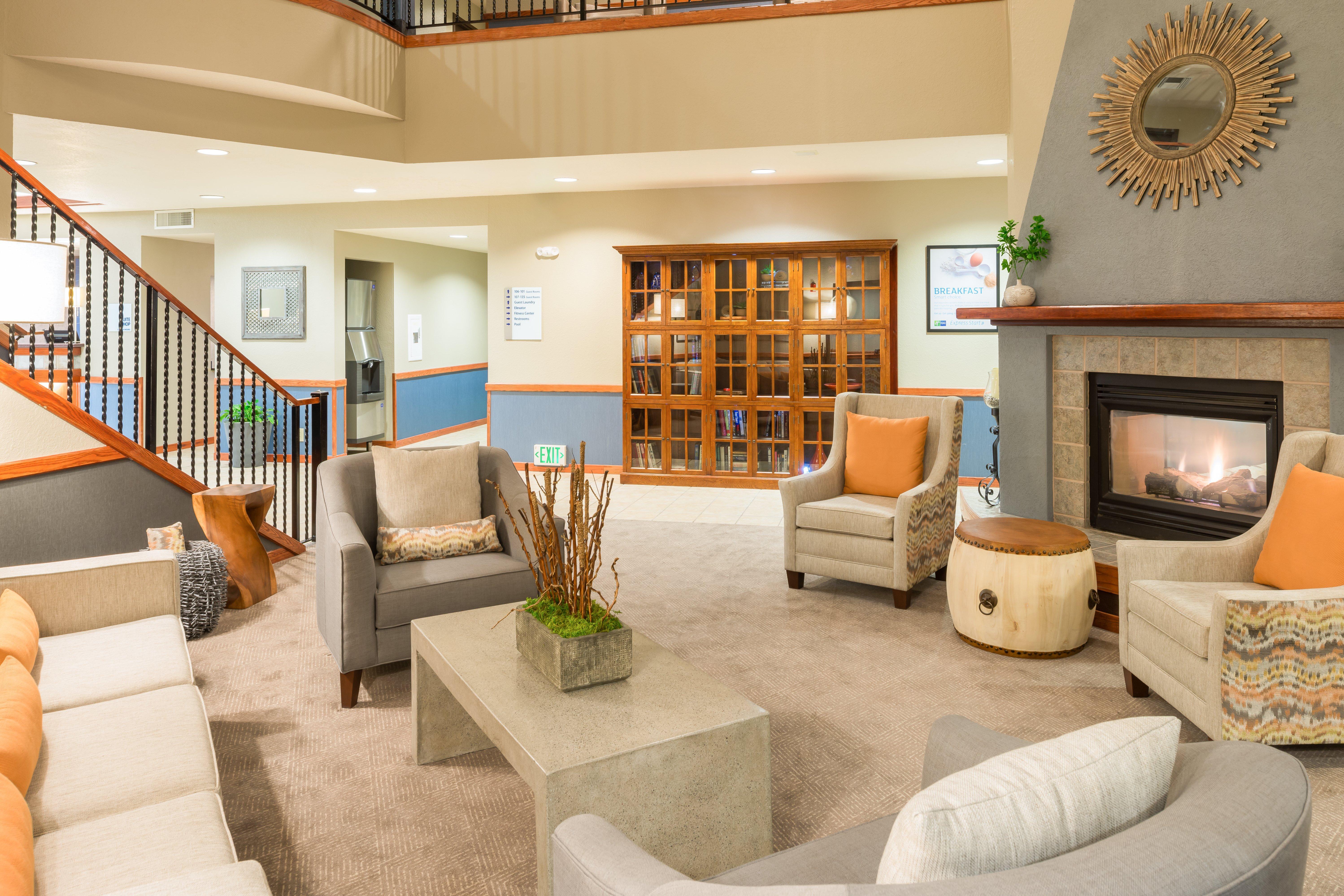 Holiday Inn Express Hotel & Suites Arcata/Eureka-Airport Area By Ihg McKinleyville Esterno foto