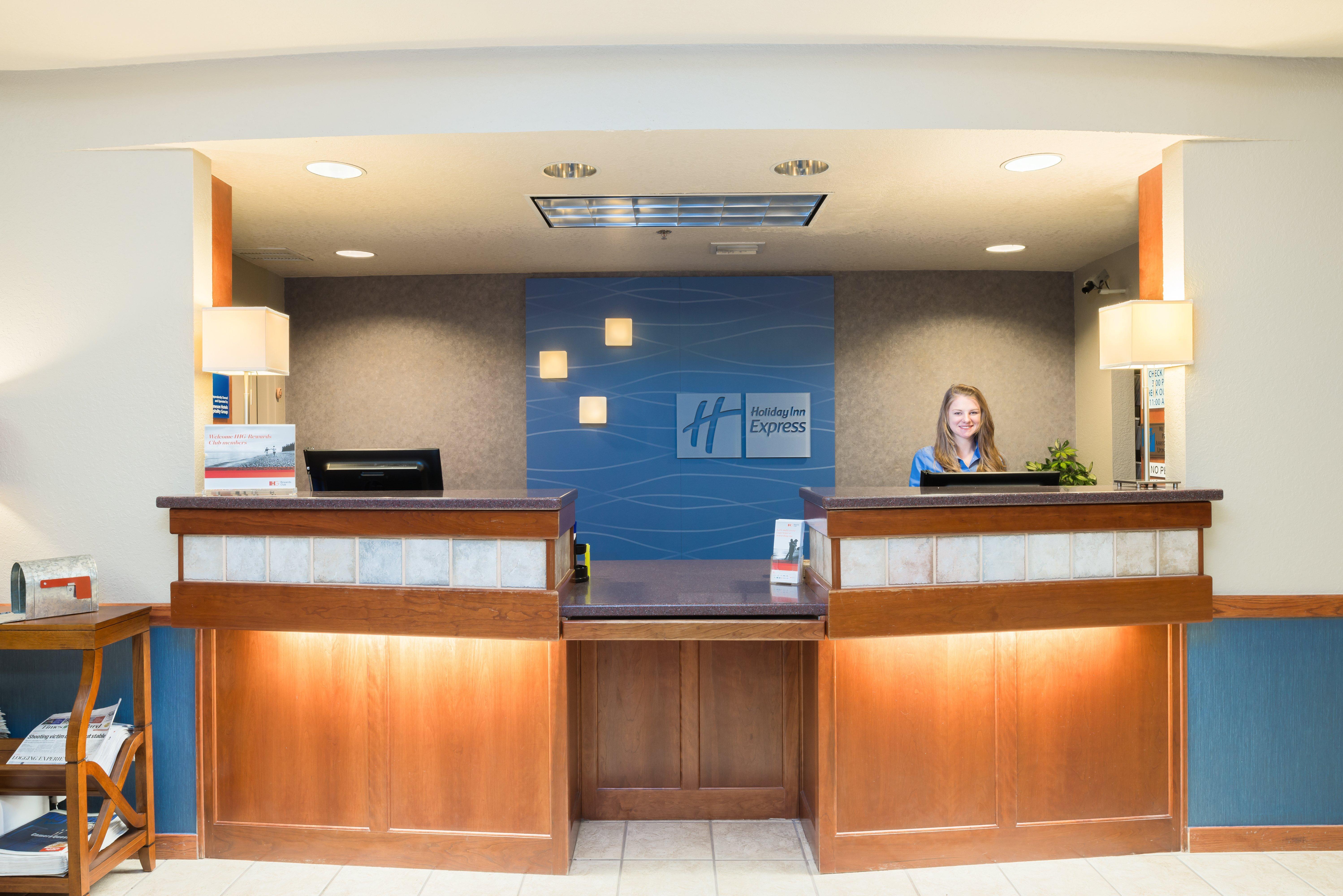 Holiday Inn Express Hotel & Suites Arcata/Eureka-Airport Area By Ihg McKinleyville Esterno foto