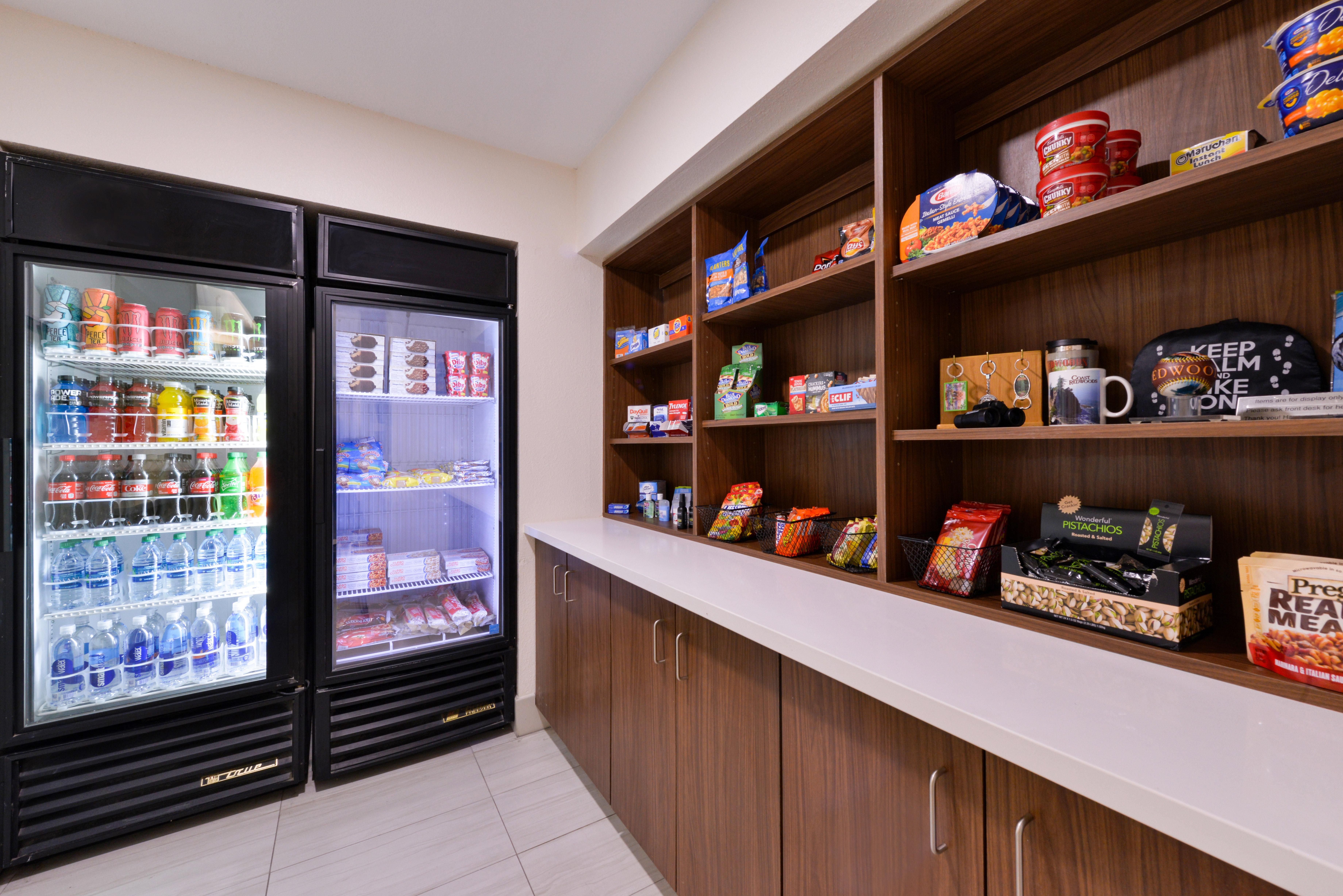 Holiday Inn Express Hotel & Suites Arcata/Eureka-Airport Area By Ihg McKinleyville Esterno foto