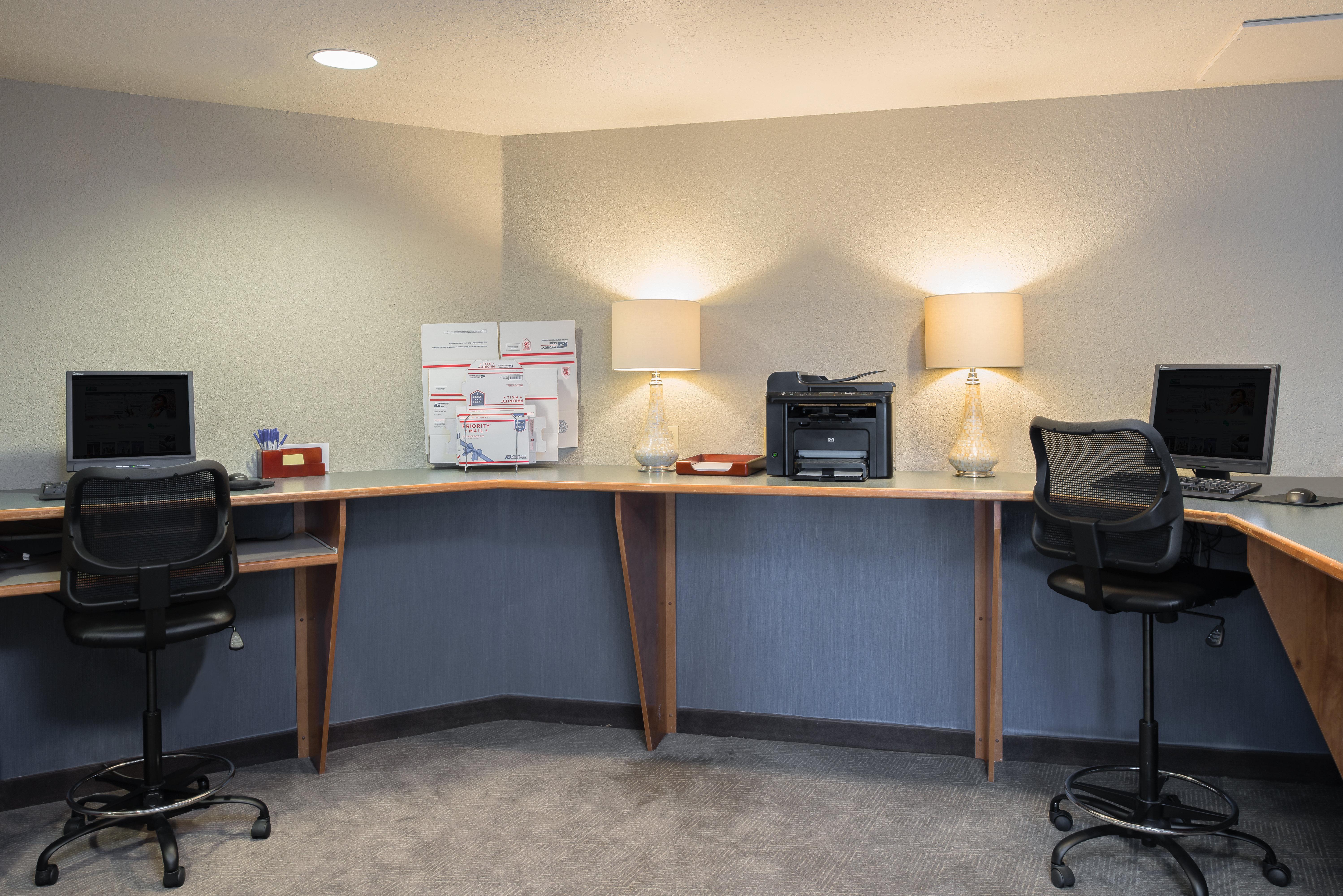 Holiday Inn Express Hotel & Suites Arcata/Eureka-Airport Area By Ihg McKinleyville Esterno foto