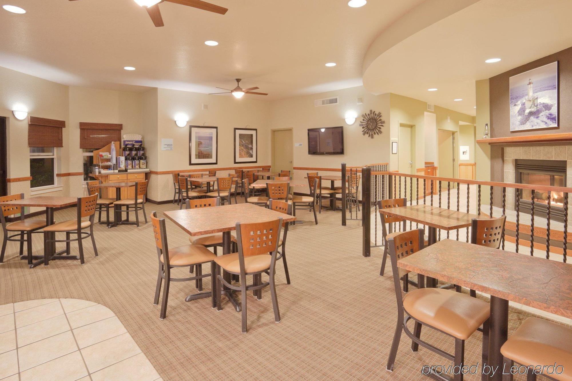 Holiday Inn Express Hotel & Suites Arcata/Eureka-Airport Area By Ihg McKinleyville Ristorante foto