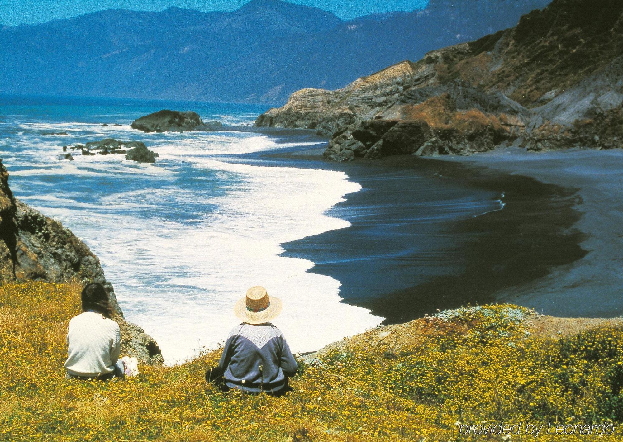 Holiday Inn Express Hotel & Suites Arcata/Eureka-Airport Area By Ihg McKinleyville Esterno foto